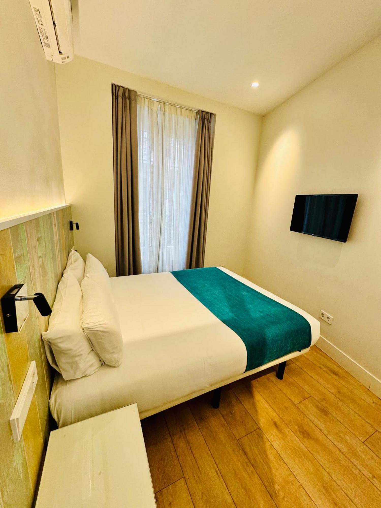 Apartamentos Apolo 마드리드 외부 사진